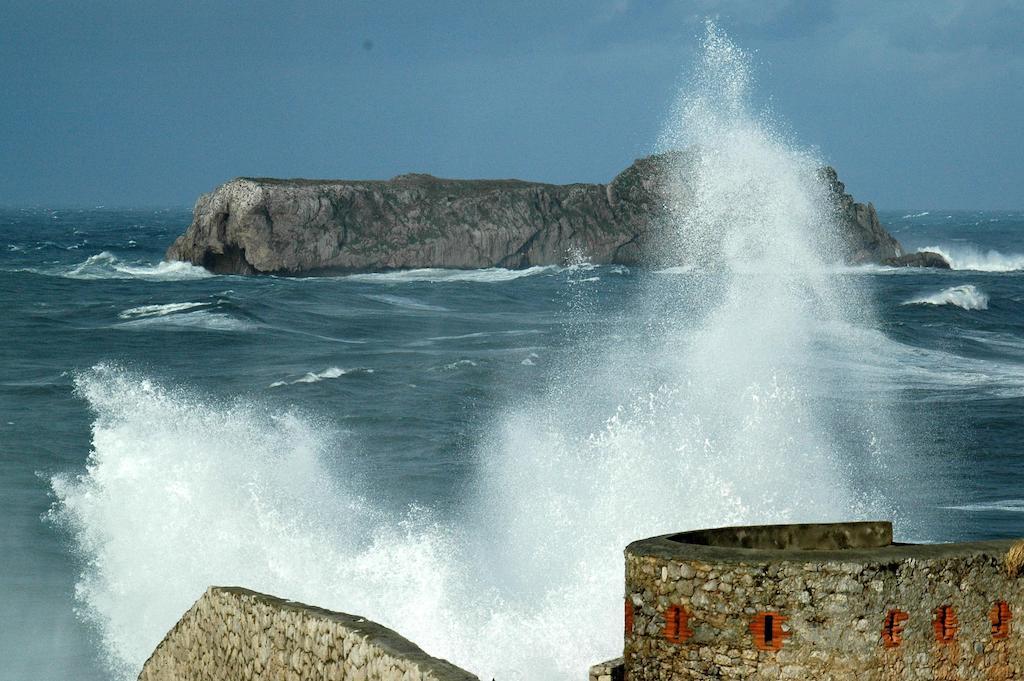 Posada Santa Ana Suances Eksteriør billede