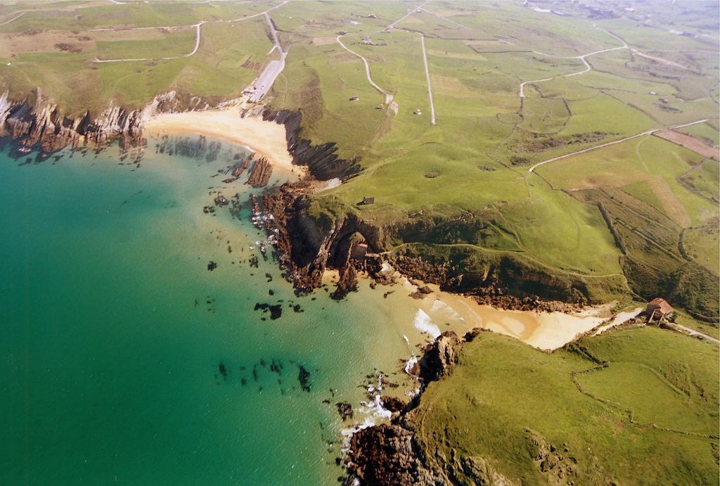 Posada Santa Ana Suances Eksteriør billede